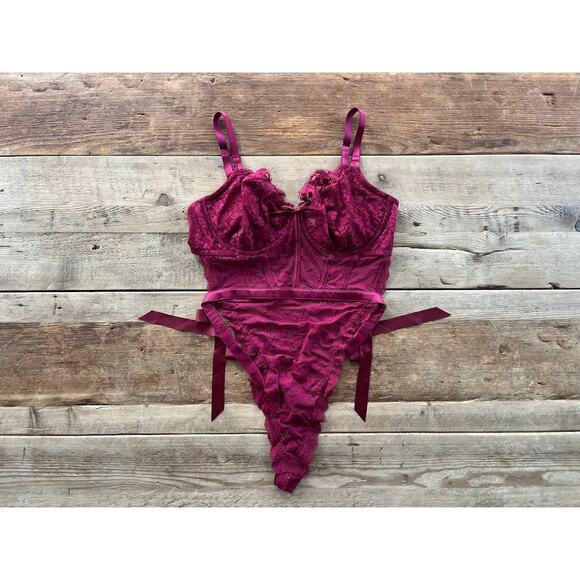 Victoria's Secret Campari Red  X-LARGE Wicked Unlined Lace Teddy Thong VS - Picture 1 of 2
